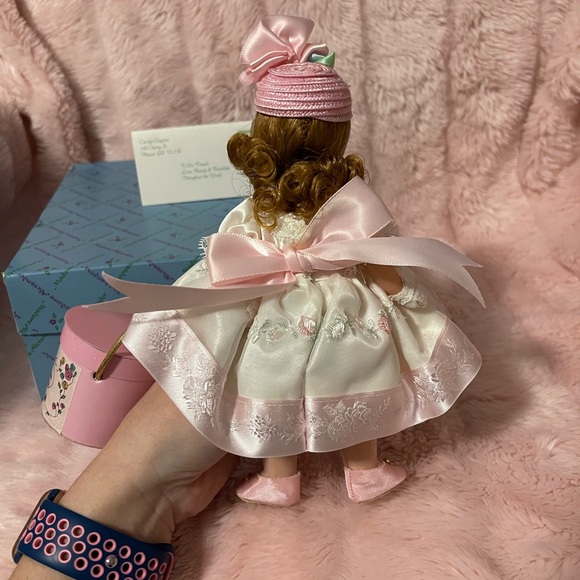 Vintage Madame Alexander Wendy Makes It Special Collectible Doll #31050 With Box - Picture 10 of 17